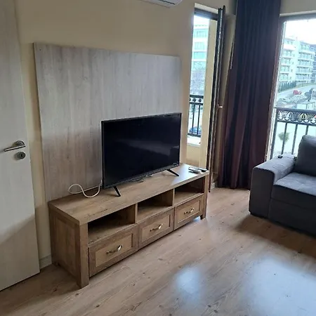 Argisht Apartment Golden Sands